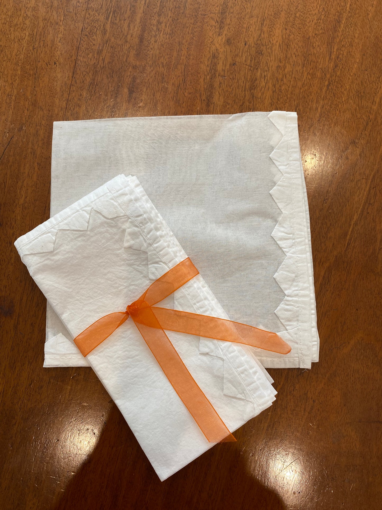 White organdie Napkin