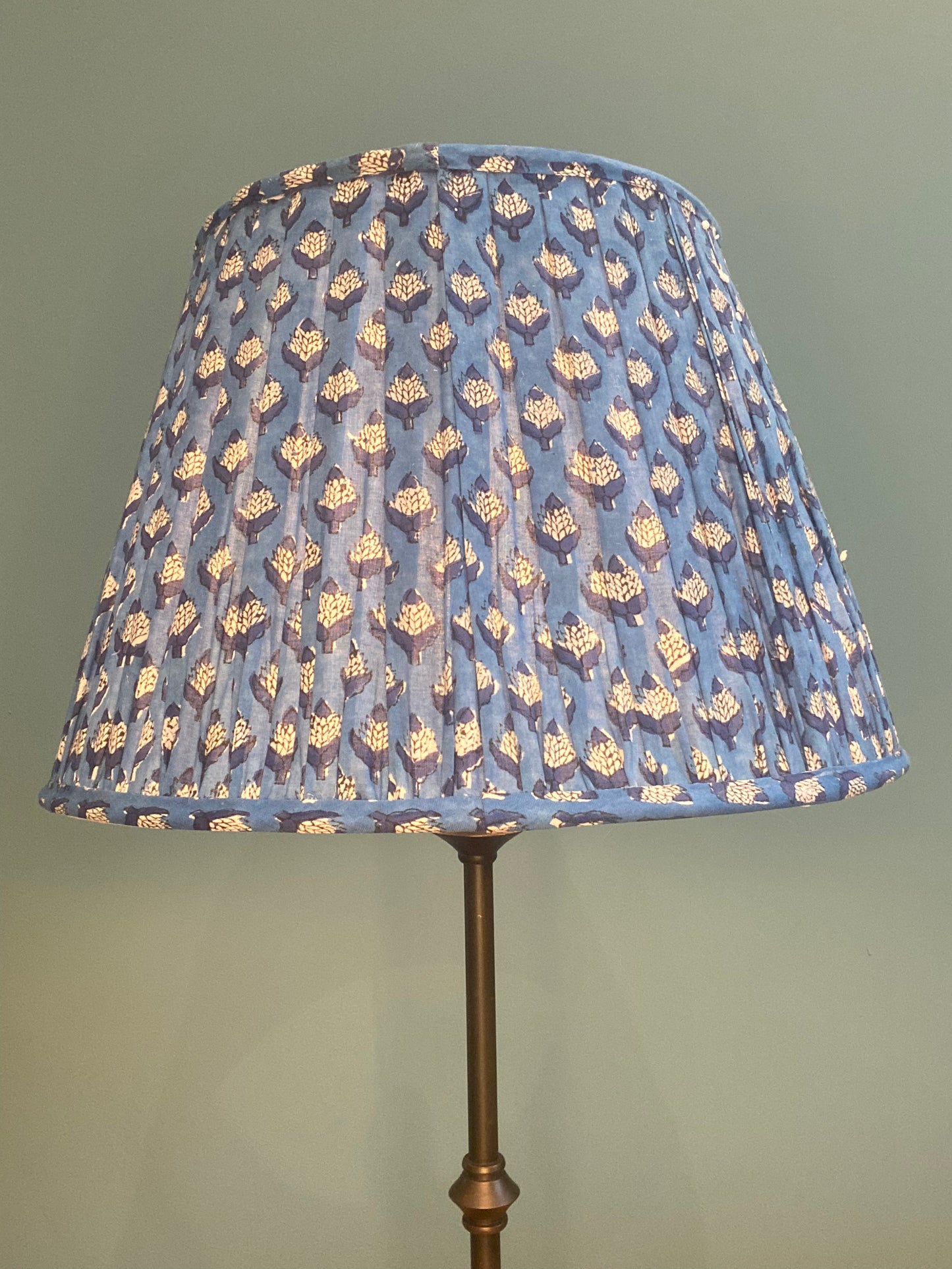 Lampshades in printed cotton medium