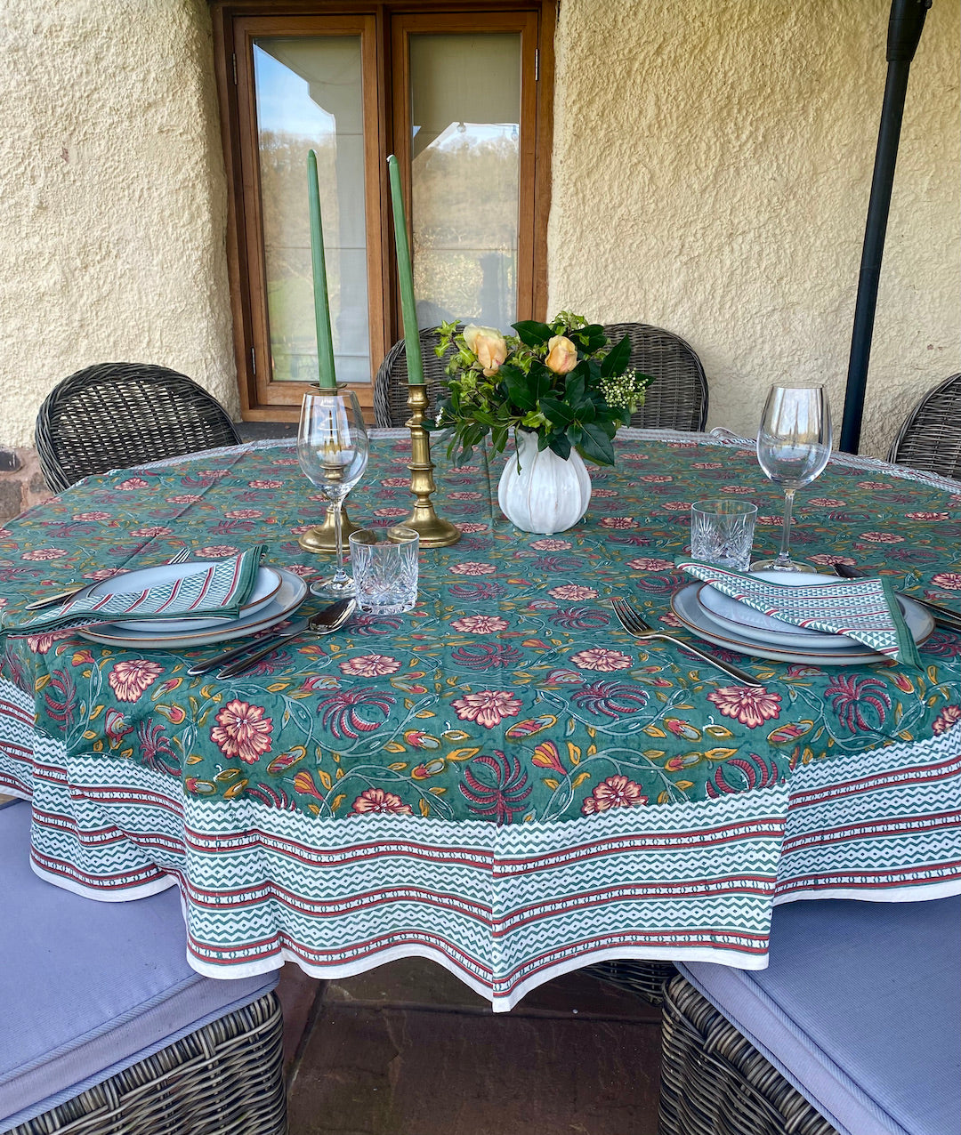 Round Tablecloths Floral Print