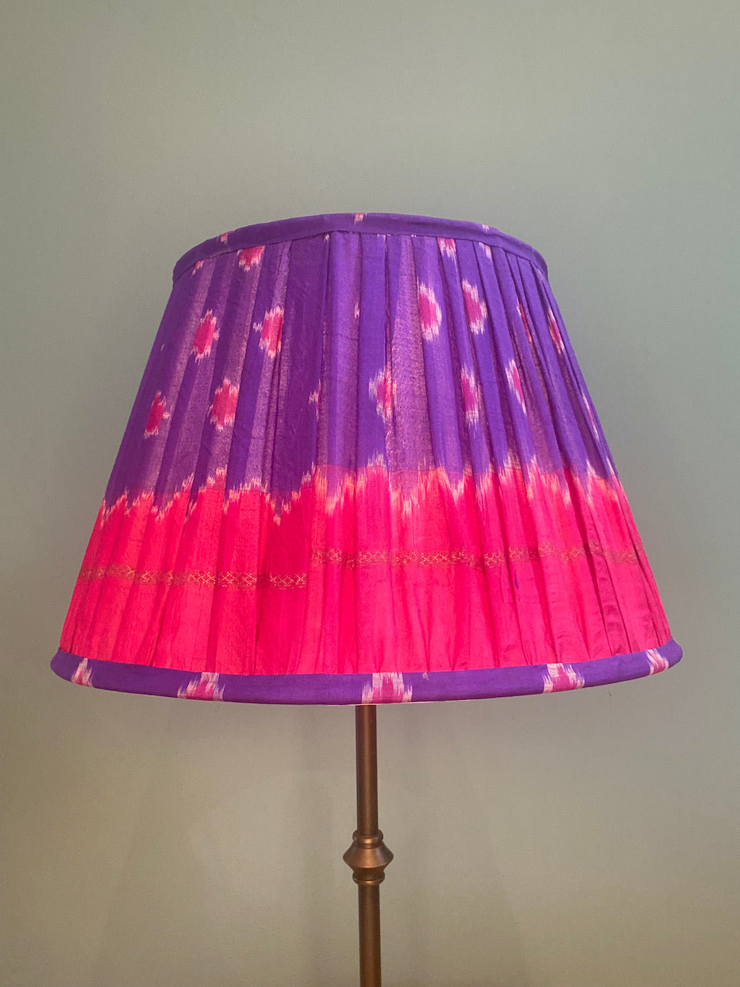 Lampshades in woven silk medium