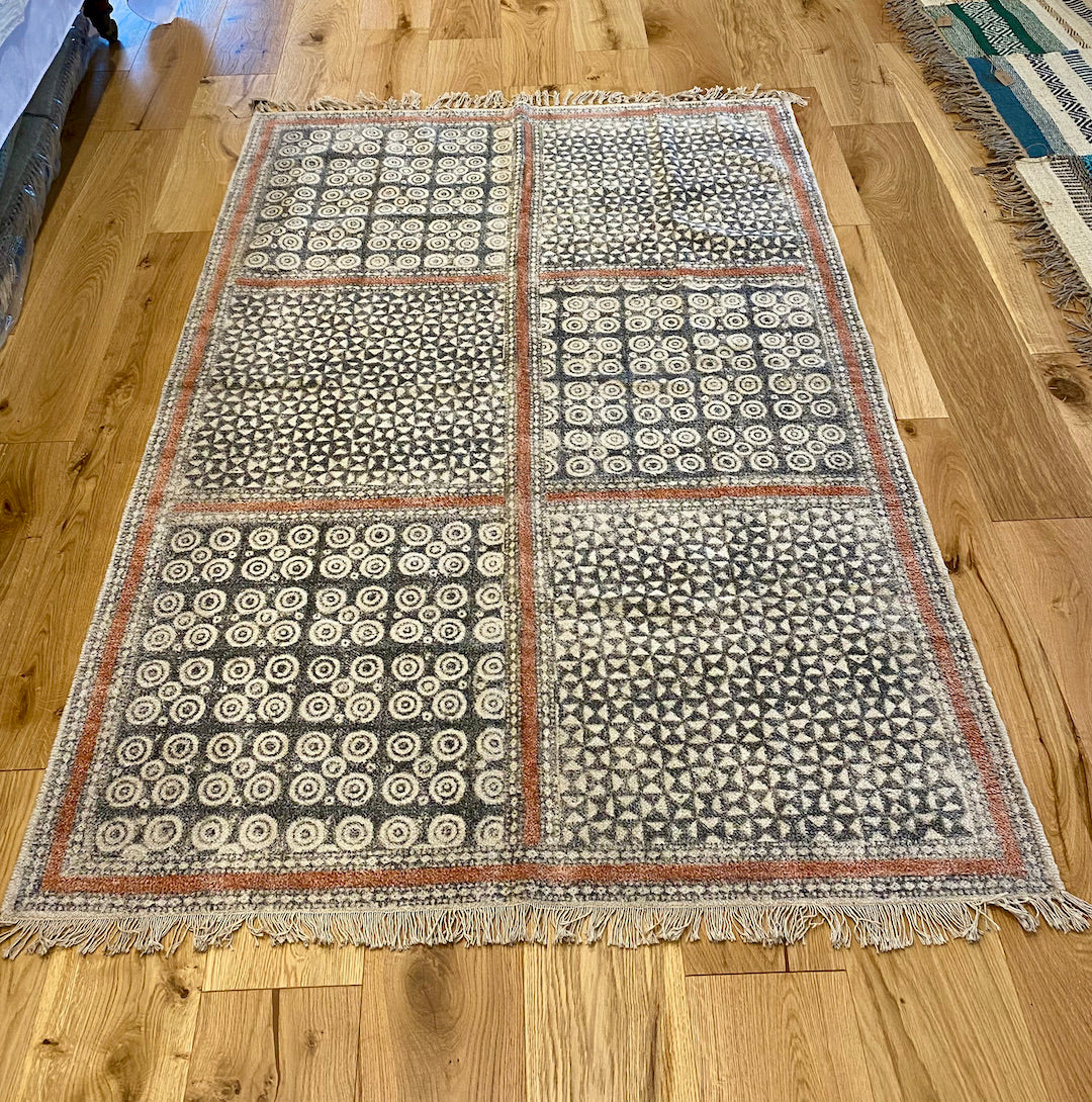 Cotton woven printed Rug